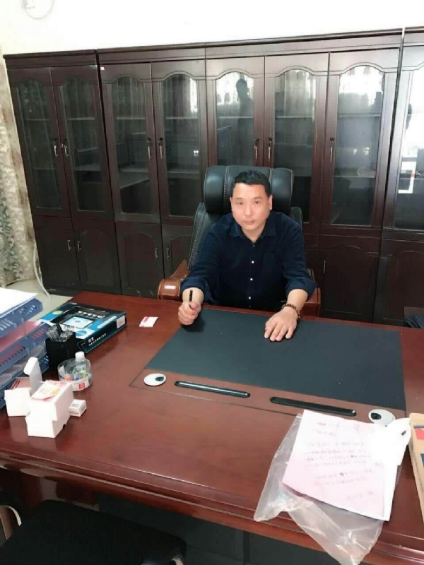 艺术家的第一张照片--诏安婚介网