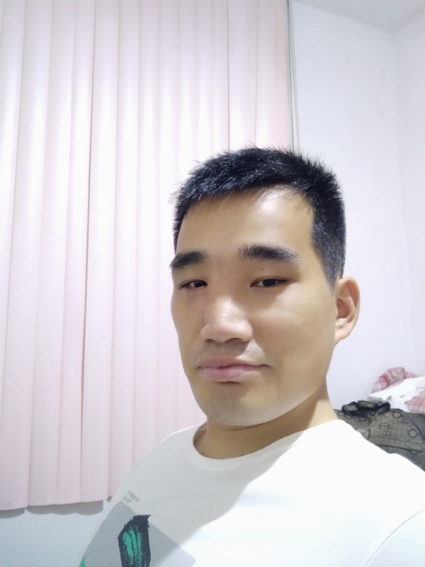 大男孩的第一张照片--诏安婚介网