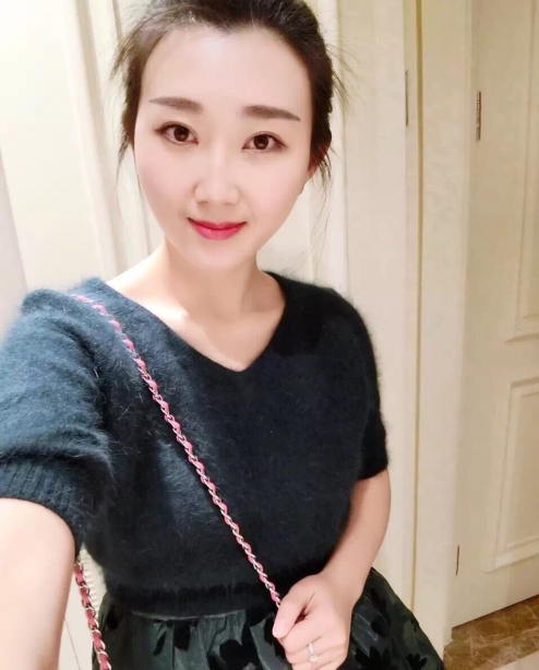 小妮的第三张照片--诏安婚介网