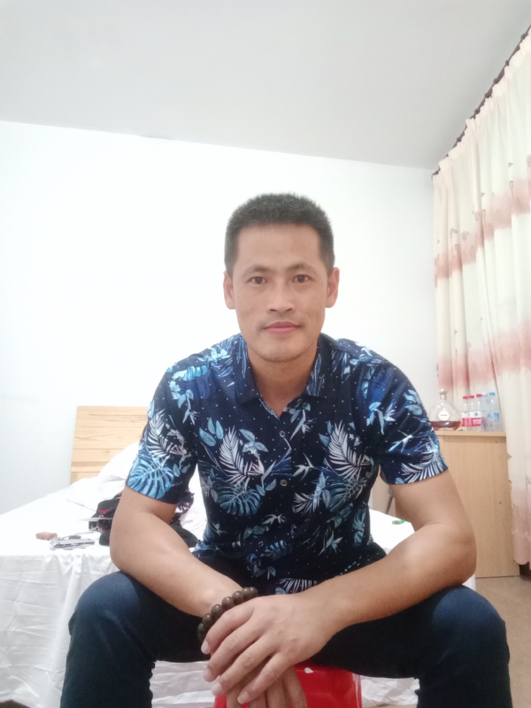 风雨夜归人的第二张照片--诏安婚介网