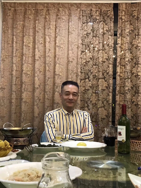 天涯孤独的第一张照片--诏安婚介网
