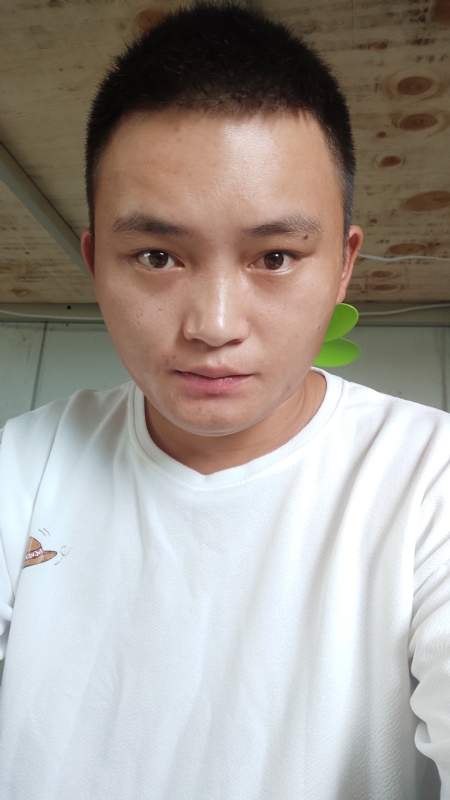 水里面的云呀的第一张照片--诏安婚介网