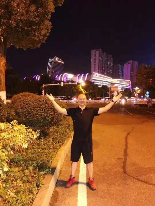 李国伟的第二张照片--诏安婚介网
