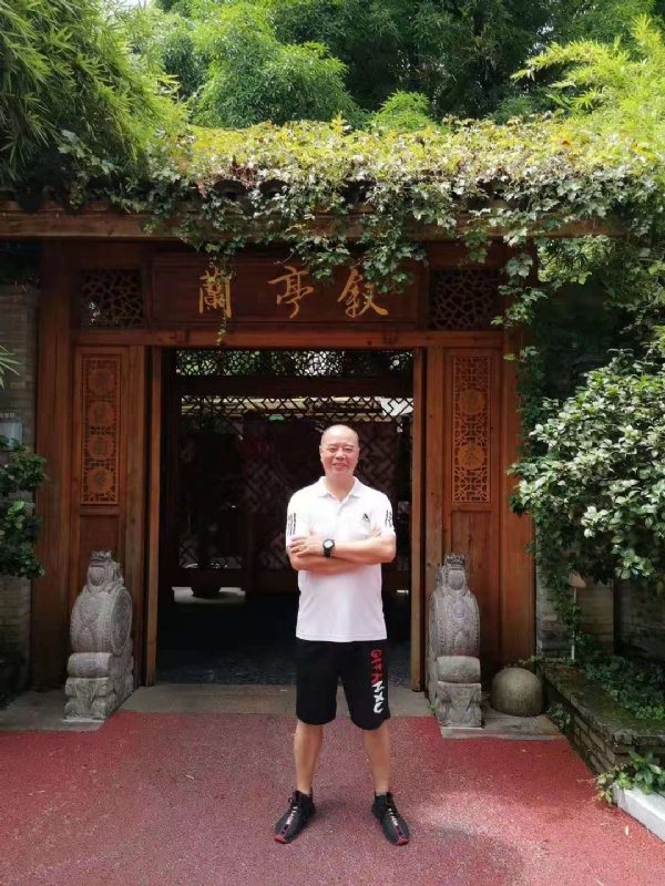 李国伟的第四张照片--诏安婚介网