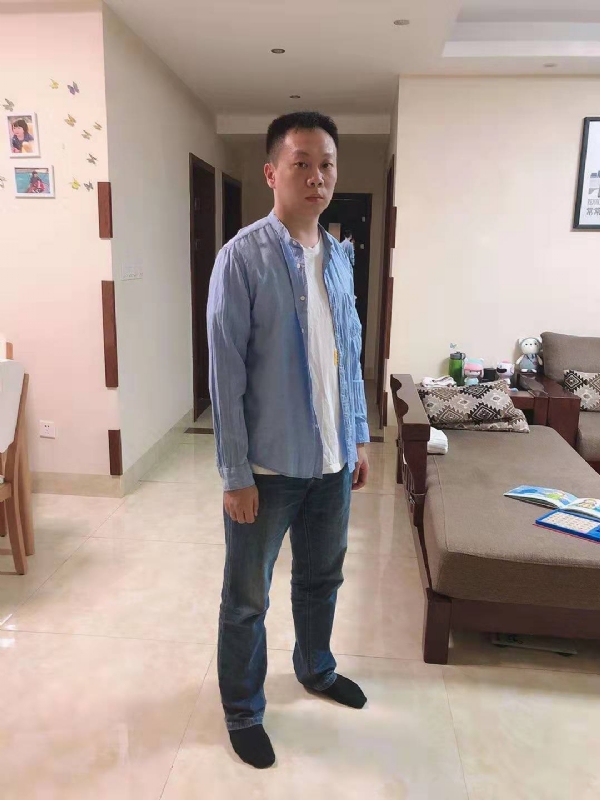 以勒的第一张照片--诏安婚介网