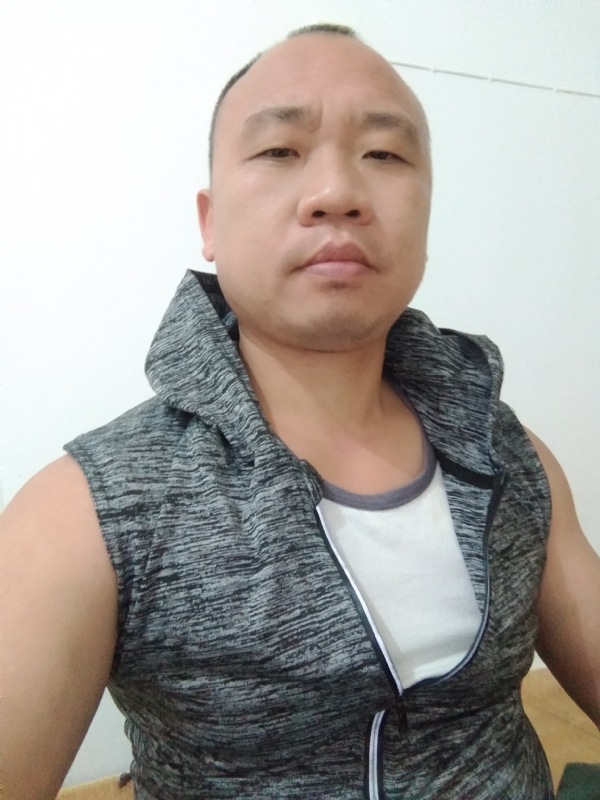 whm的第一张照片--诏安婚介网