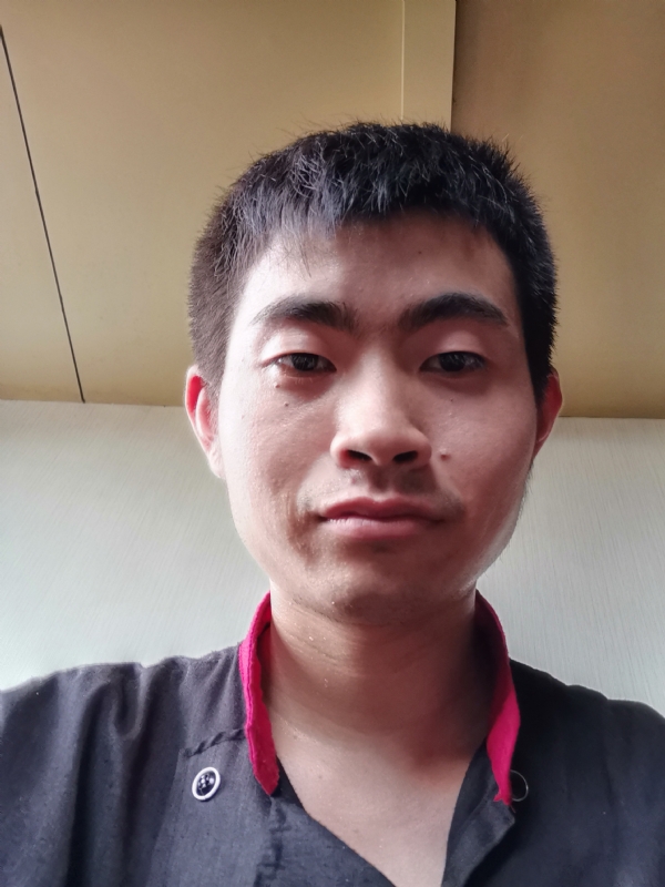 嗯的第一张照片--诏安婚介网