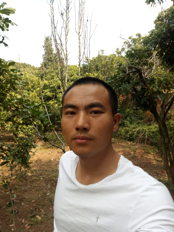 简单的第一张照片--诏安婚介网