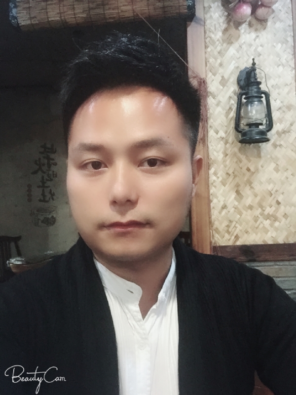 亦初的第一张照片--诏安婚介网
