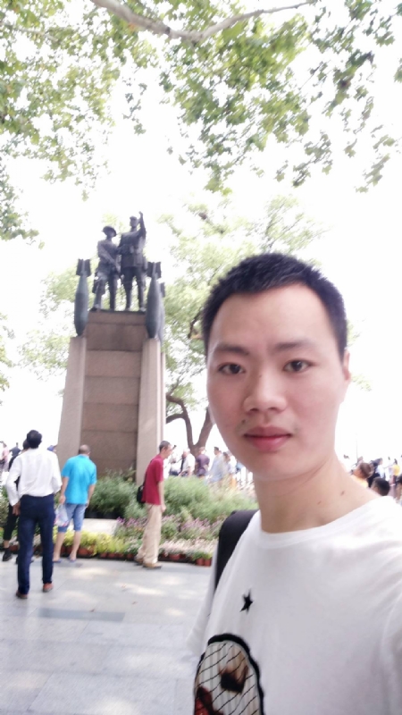 志东的第三张照片--诏安婚介网