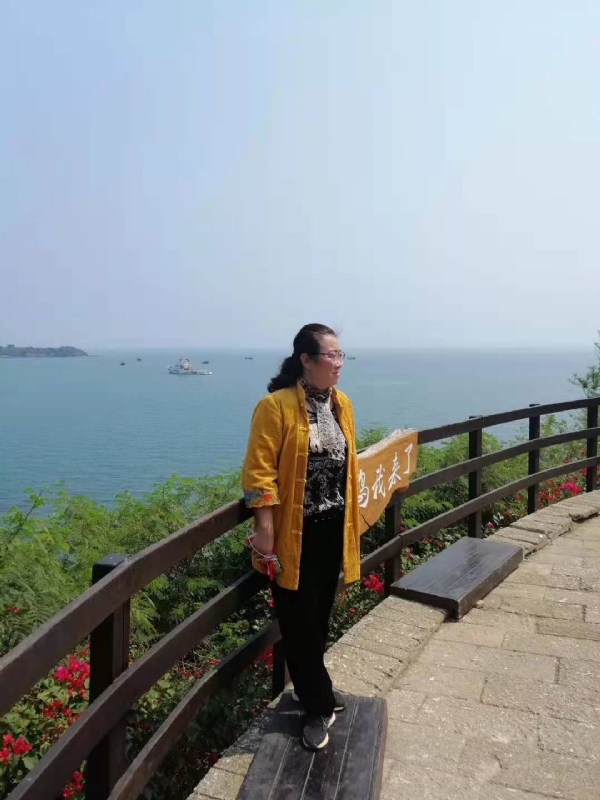 曦若半秋的第一张照片--诏安婚介网