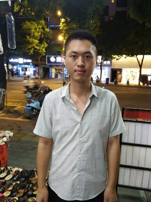 单身的雄鹰的第一张照片--诏安婚介网