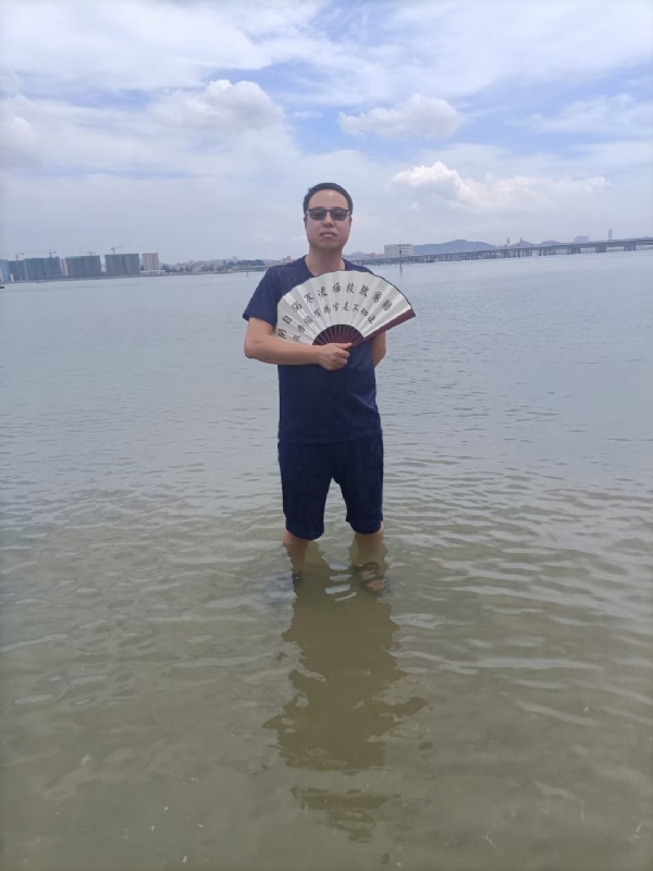 浪迹天涯的第一张照片--诏安婚介网