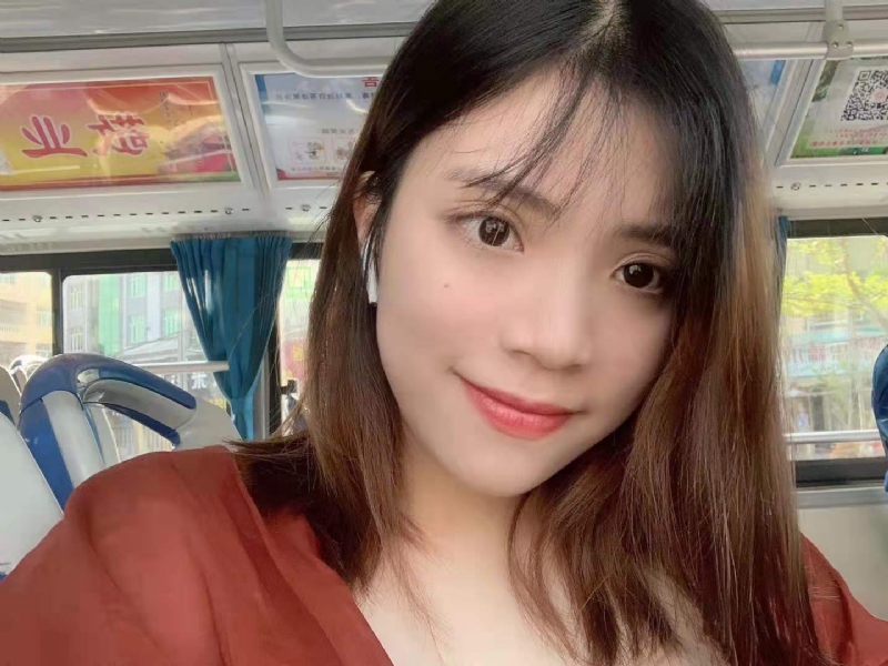 小眼睛的第一张照片--诏安婚介网