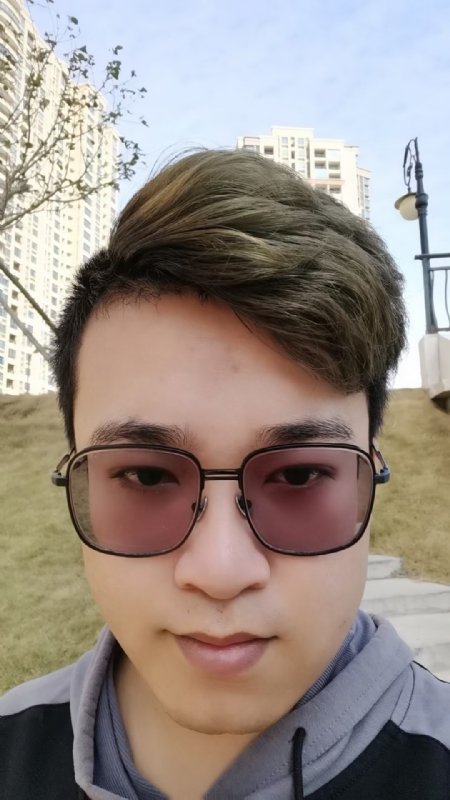 小陈的第一张照片--诏安婚介网