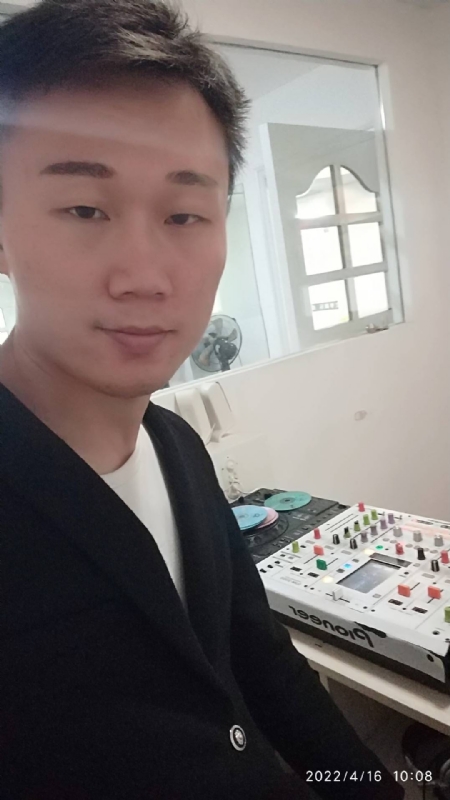 林锋的第二张照片--诏安婚介网
