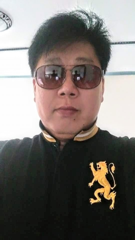 含笑半步癲的第一张照片--诏安婚介网