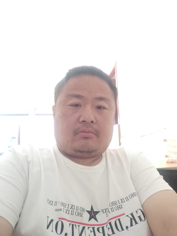流星隐爱的第一张照片--诏安婚介网