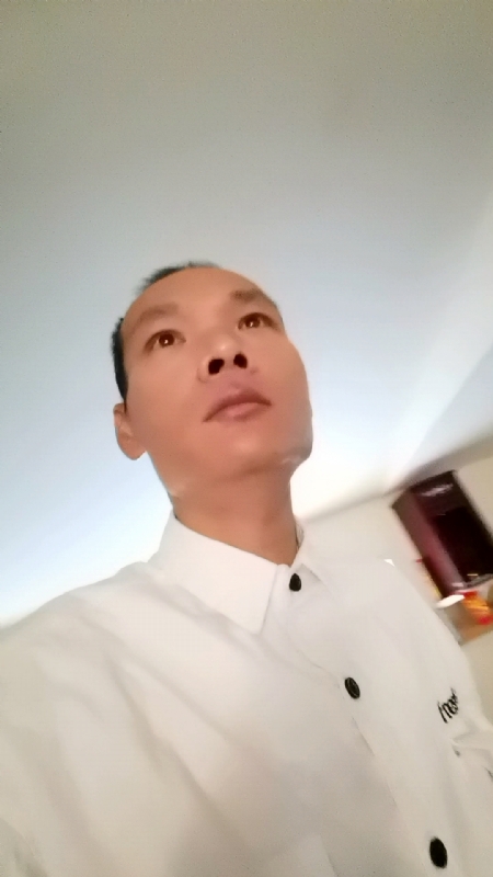只影向谁去的第五张照片--诏安婚介网