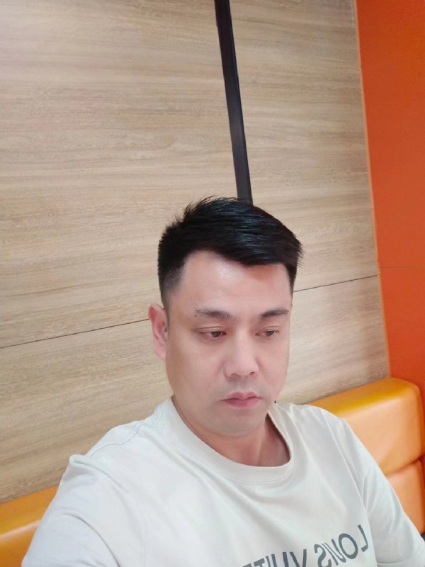 不知道的第三张照片--诏安婚介网