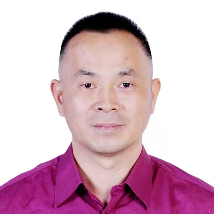 鹏晖的第三张照片--诏安婚介网