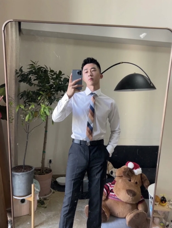 张浩的第一张照片--诏安婚介网