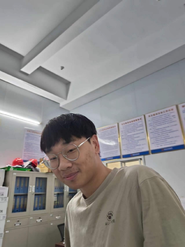 牛子弟的第一张照片--诏安婚介网