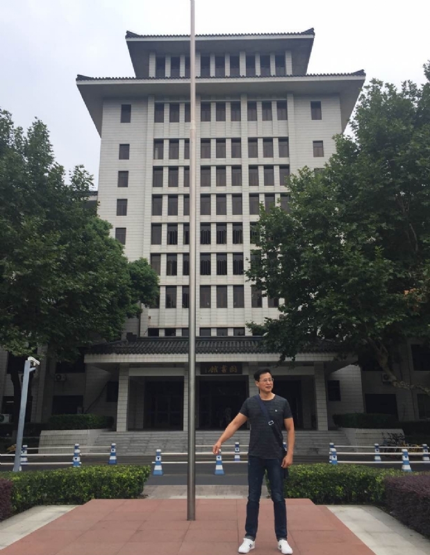 加国男人的第三张照片--诏安婚介网