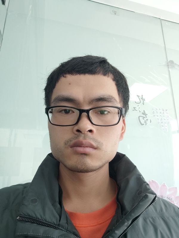 林嘉任的第二张照片--诏安婚介网