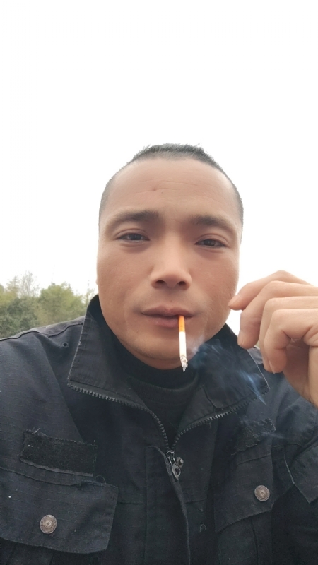 伯爵的第一张照片--诏安婚介网