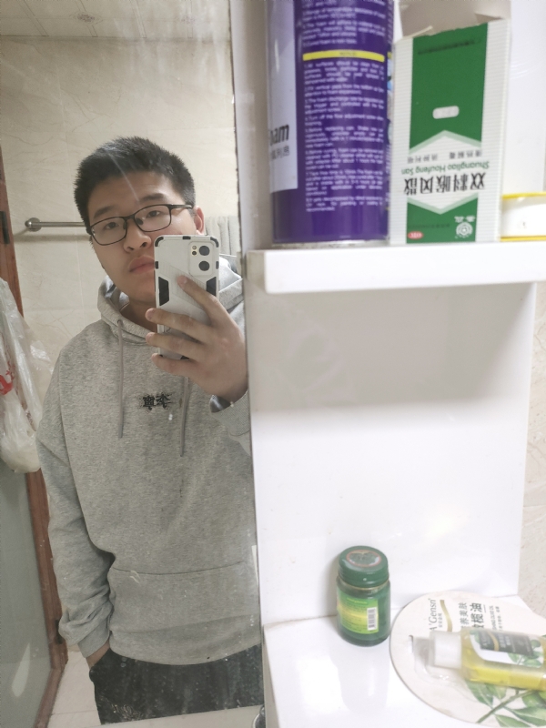乌鸦坐飞机的第一张照片--诏安婚介网