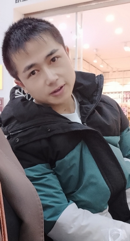 不骄不躁的第一张照片--诏安婚介网