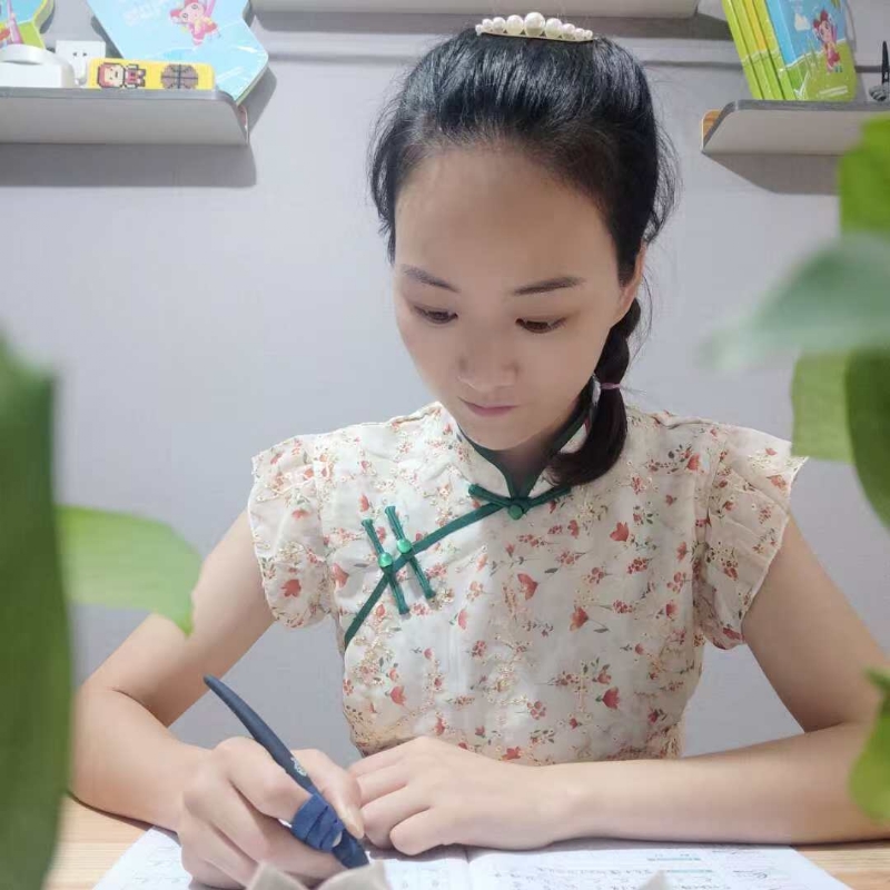 珊珊的第一张照片--诏安婚介网