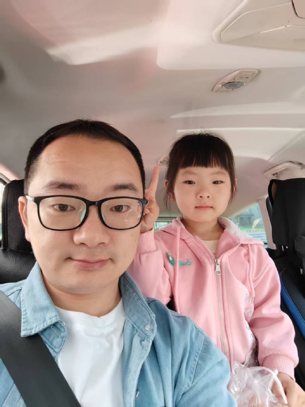 知天晓的第一张照片--诏安婚介网