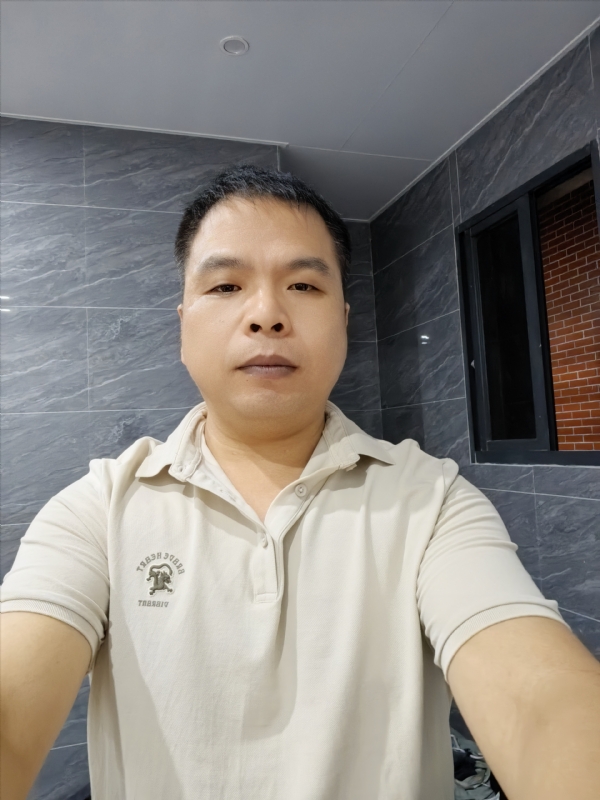 刘两水的第一张照片--诏安婚介网