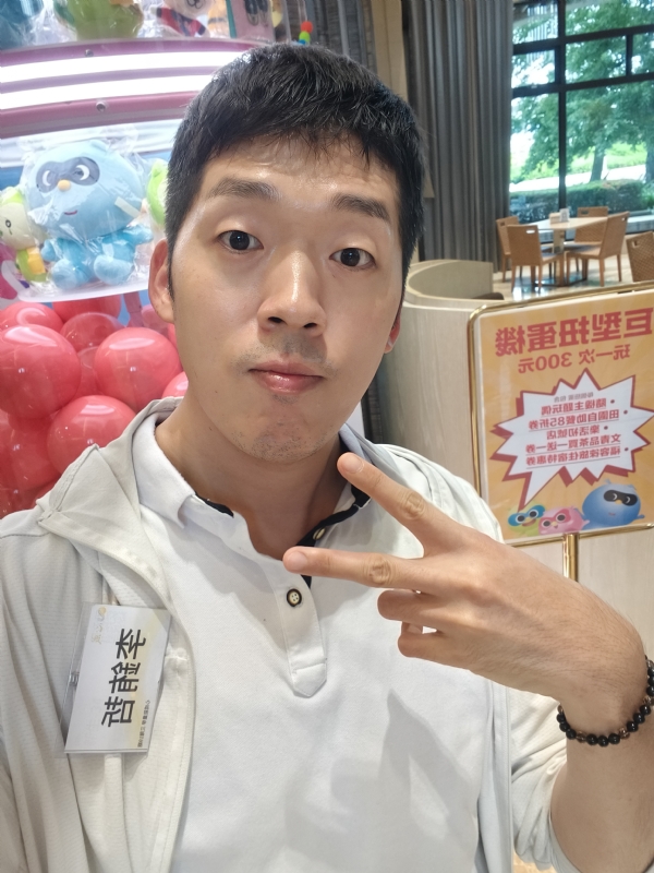 銪哲的第一张照片--诏安婚介网